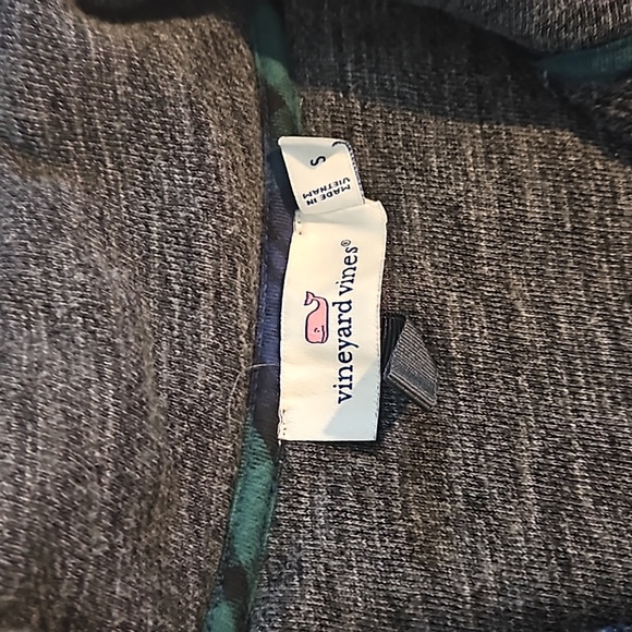 Vinyard vines grey/green shep - Picture 3 of 3